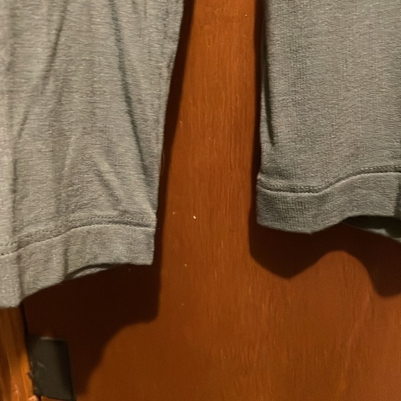 Loft Seafoam Green/Slate T-Shirt Super Soft and Lightweight - Picture 3 of 4